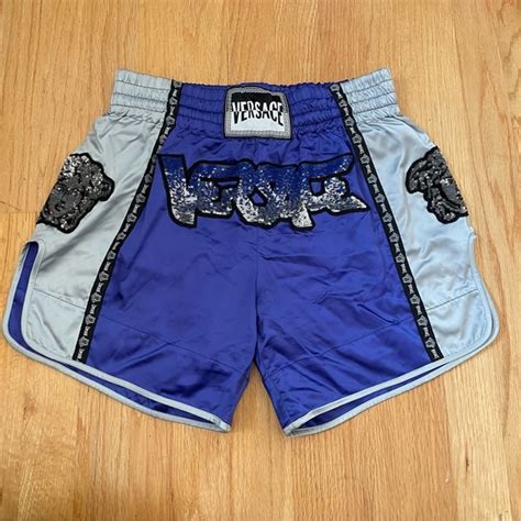 pantaloncini muay thai versace|Muay Thai Shorts now on the global runway. .